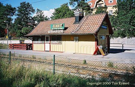 Centralvägen, station building (closed)