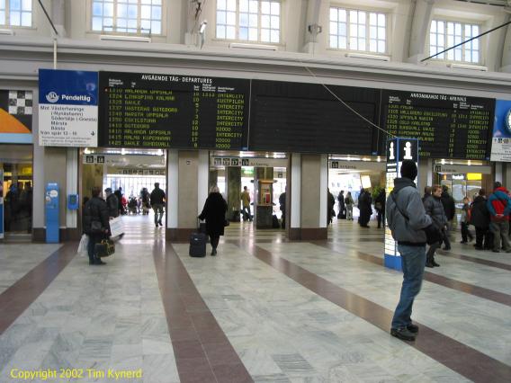 Stockholm Central, arrivals and departures