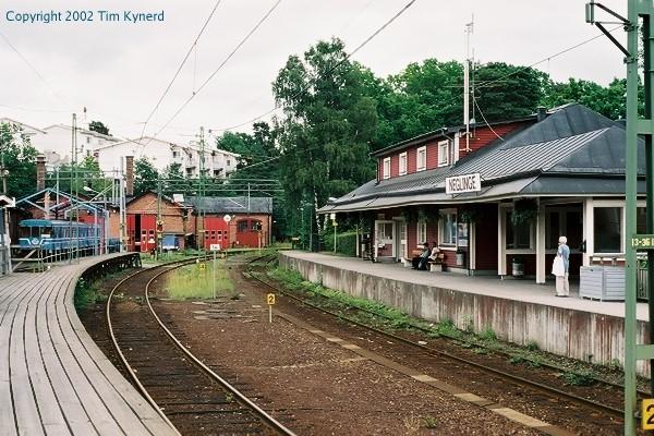 Neglinge, station building from platform 2