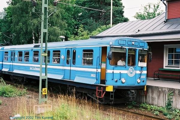 Neglinge, inbound train arriving