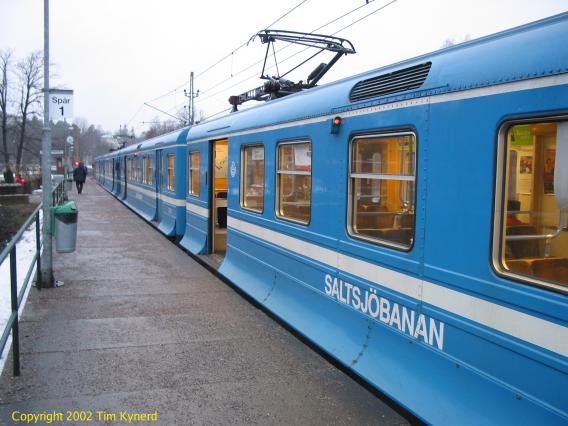 Saltsj&ouml;baden, side view of train