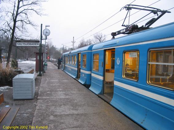 Saltsj&ouml;baden, train preparing for departure