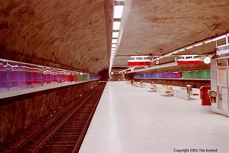 Bagarmossen, wide view of platform