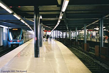 Gamla stan, southbound platform