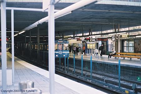Gamla stan, wide view from northbound platform