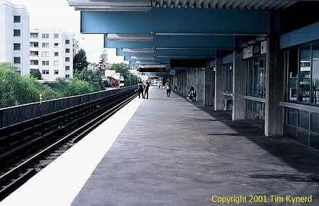 Kista, northbound platform face