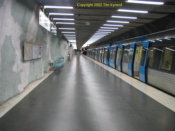 M&ouml;rby centrum, train at platform 2