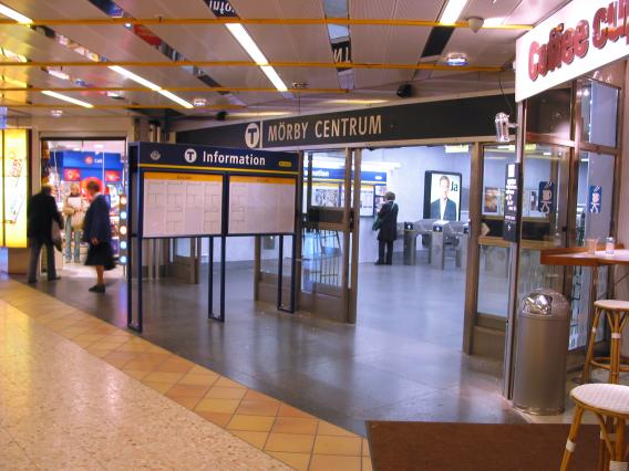 M&ouml;rby centrum, station entrance