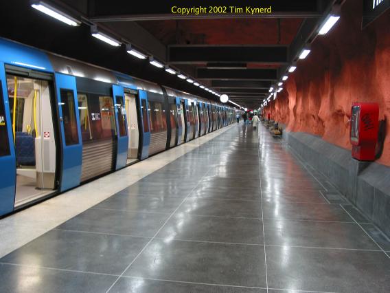 Rinkeby, northbound train stopped