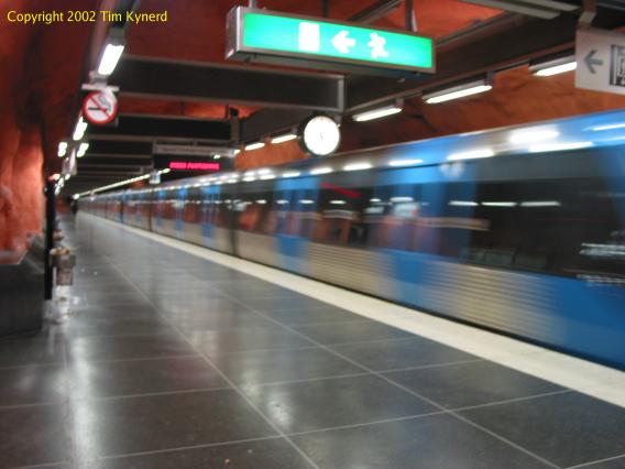 Rinkeby, train passing on track 4
