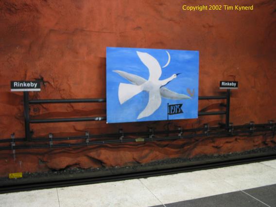 Rinkeby, artwork on wall of track 4