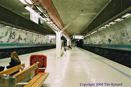 Rissne, view of platform looking timetable south