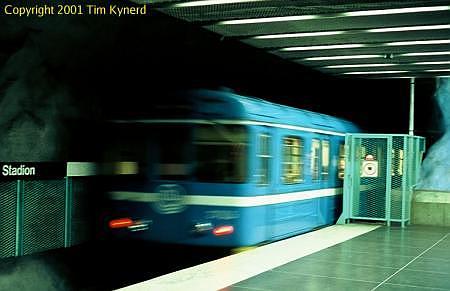 Stadion, southbound train departing