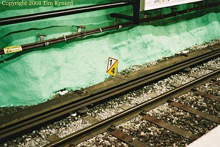 Solna centrum, track with stopping board