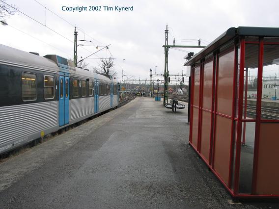 Älvsjö, southbound train
