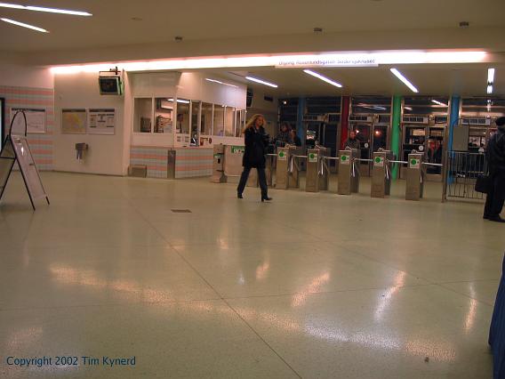 Stockholms södra, Rosenlundsgatan ticket hall
