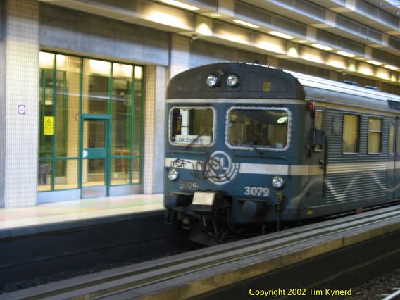 Stockholms södra, northbound train stopped